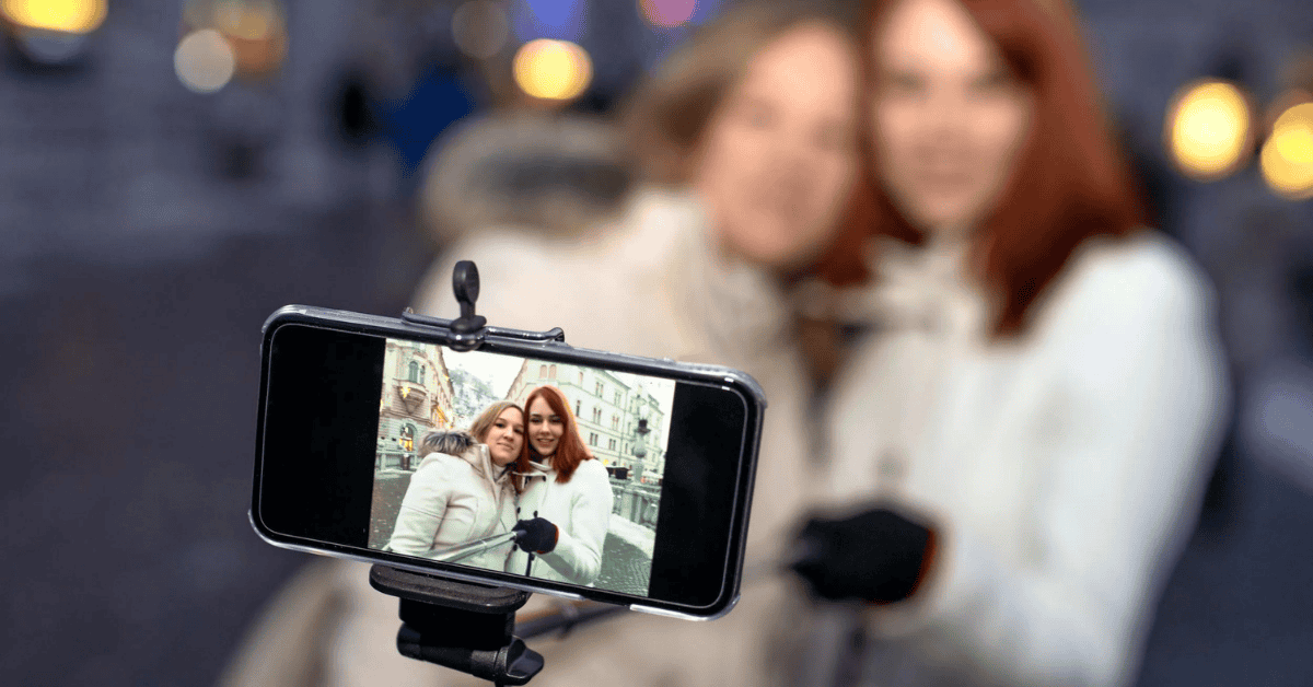 selfie stick turns on google assistant