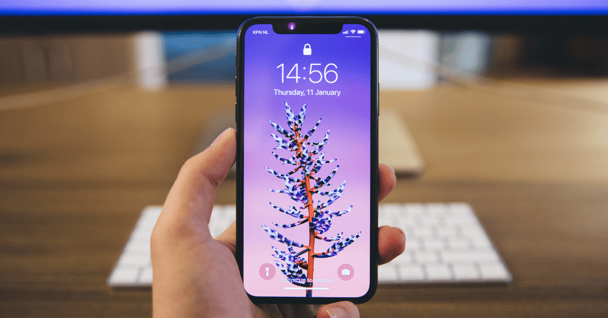 what is the iphone x glass made of (1)